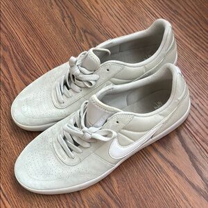 Nike Cream Casual Sneakers